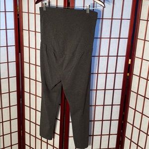 Gap maternity pure body yoga pants